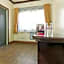 RedDoorz Plus @ Seaborne Hotel Subic Zambales