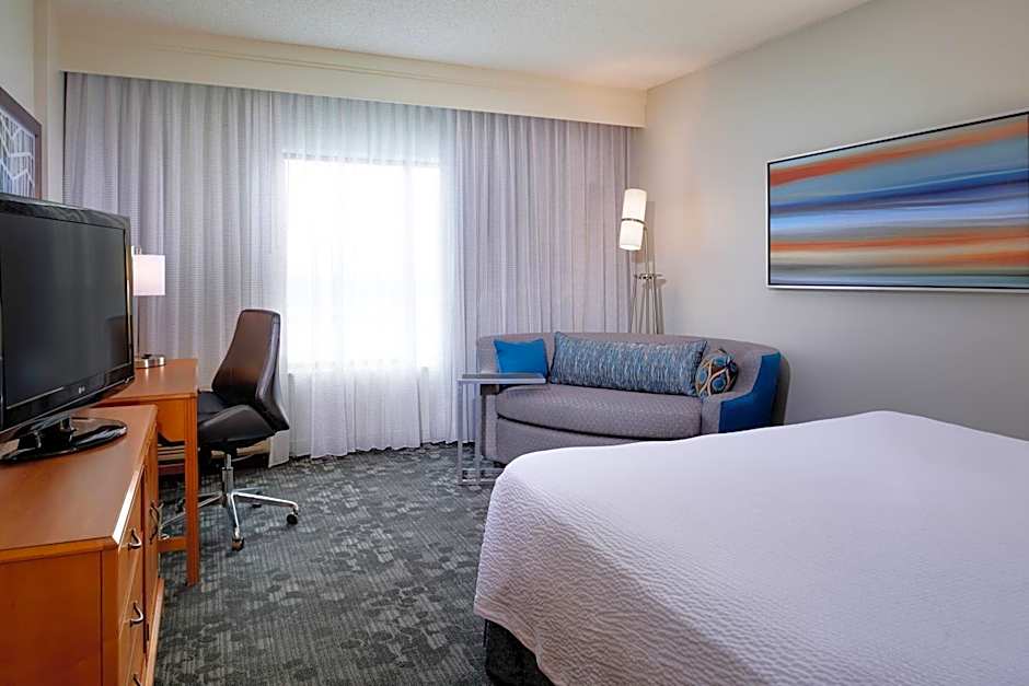 Courtyard by Marriott Kansas City Overland Park/Convention Center