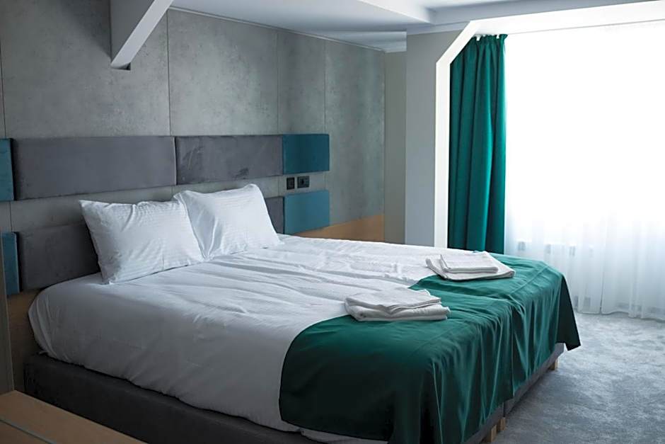 Hotel Plutitor Lebăda