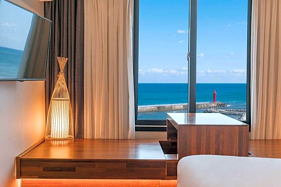 Two Y Hotel
