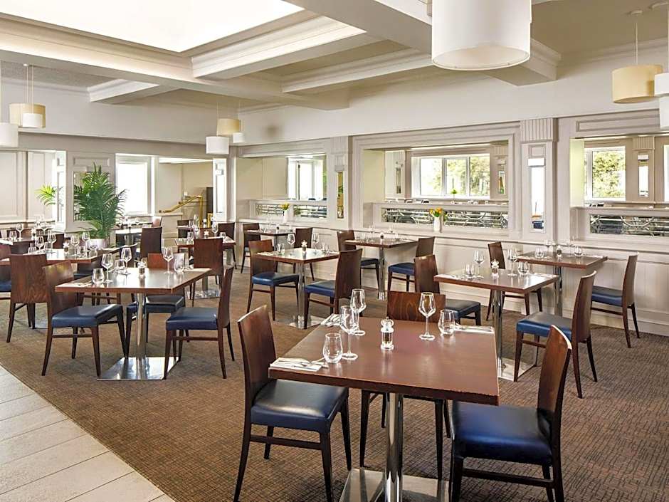 Mercure Birmingham West Hotel