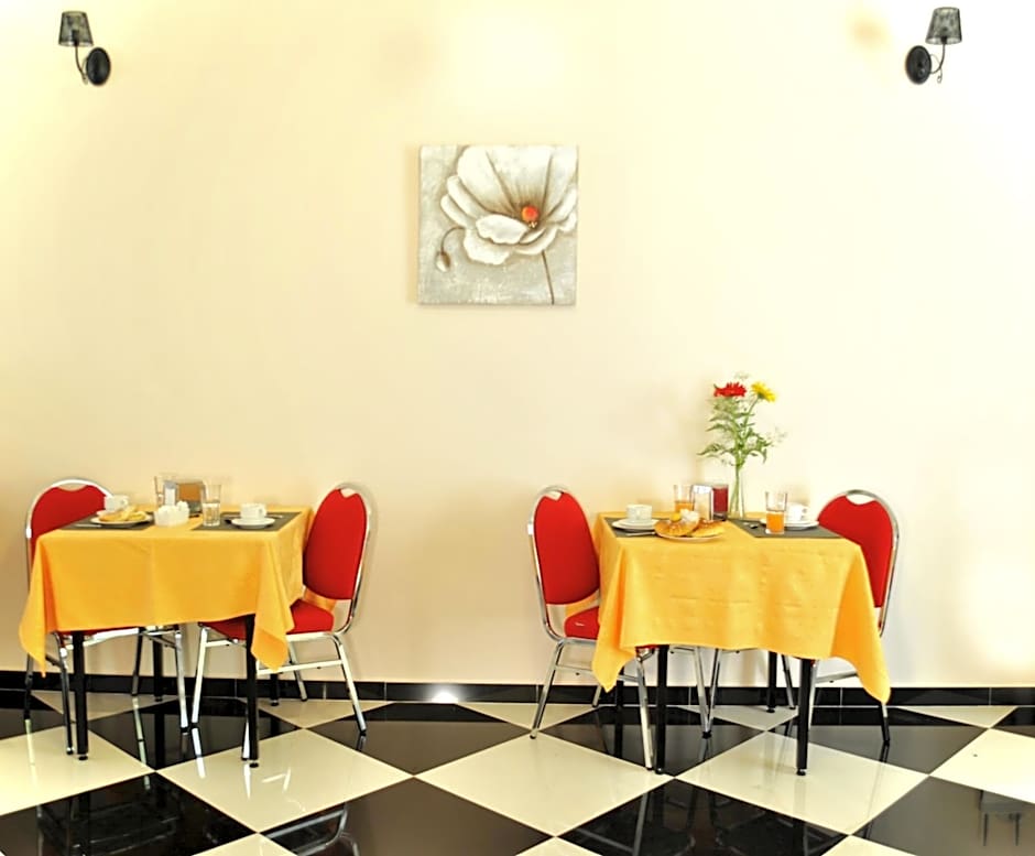 Hotel Columbia