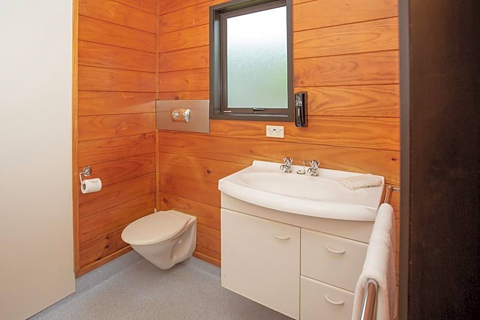 Wellington TOP 10 Holiday Park