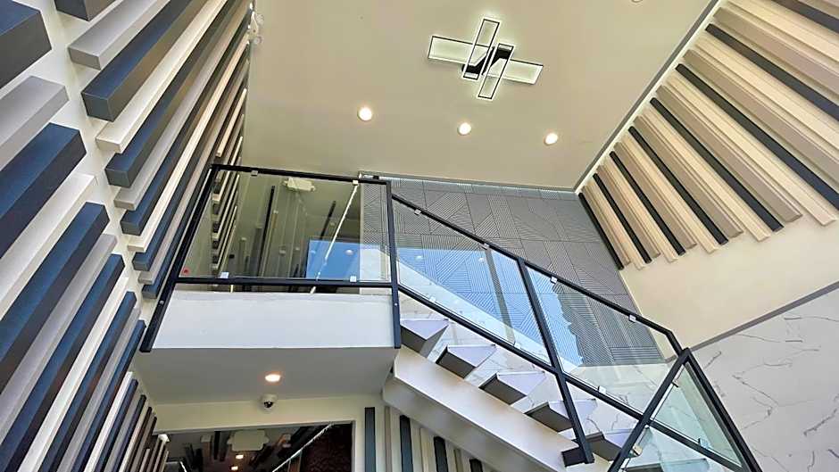 Quintessence ApartHotel