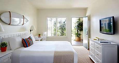 Pool View King Room with Balcony
