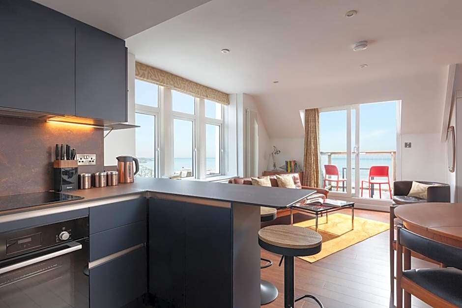 Chelsea House Holiday Apartments