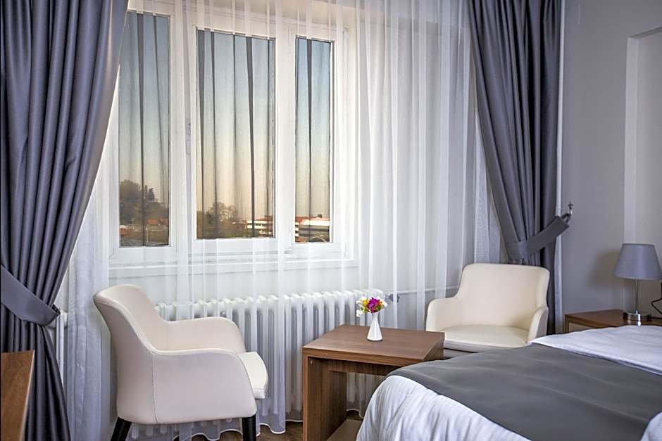Kutlucan Oldtown Hotel