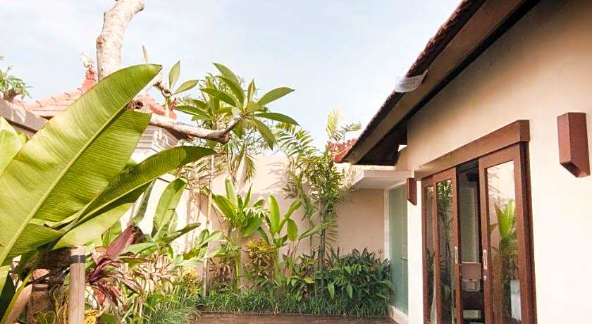 Villa Puspa Kedungu