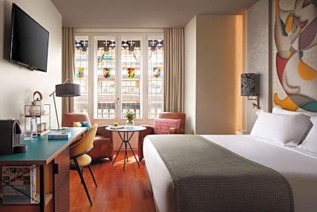 Avani Superior Room with View