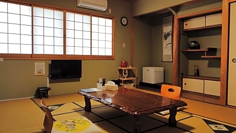 Japanese-Style Room - Main Building 2F