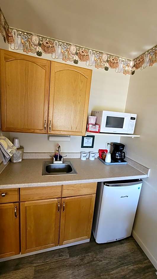 Photo 1 of 8 of Suite, River View