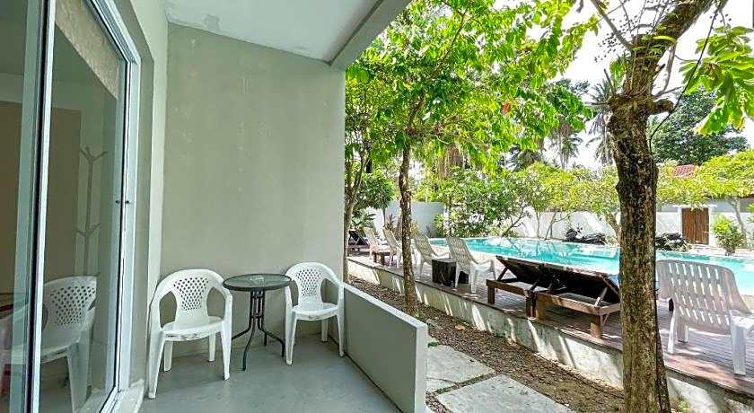 The Living Pool Villas