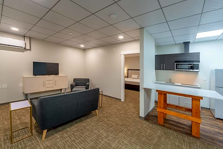 Quality Inn Sunshine Suites