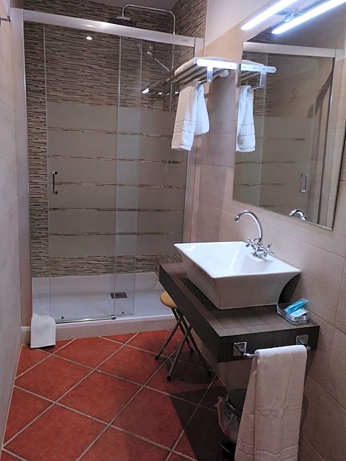 Mas Trucafort - Masia Braseria - Alojamiento Adults only