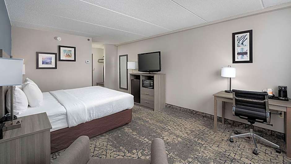Clarion Hotel And Conference Center - Joliet