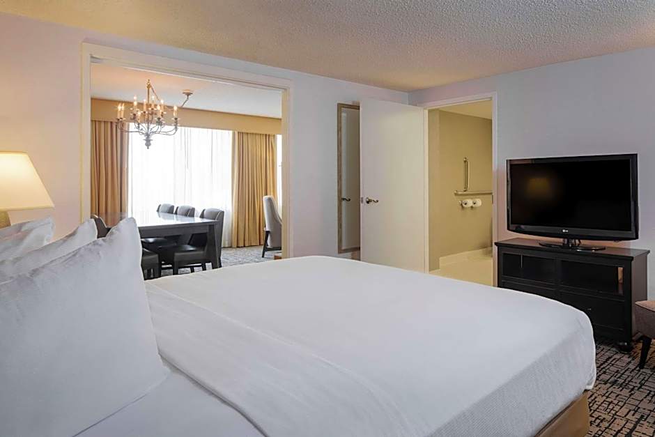 DoubleTree by Hilton Hotel Syracuse