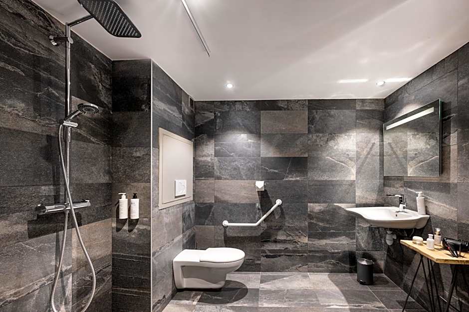 Hôtel Ski Lodge - Chambres & Appartements - Village Montana