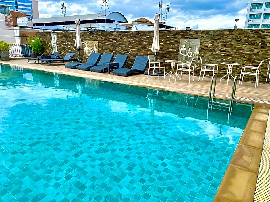 Banbua Grand Udon Hotel