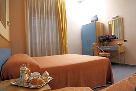 Hotel Diana