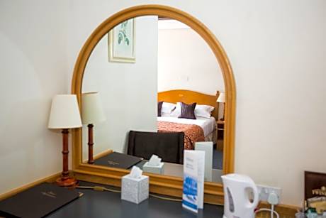 Standard Family Room