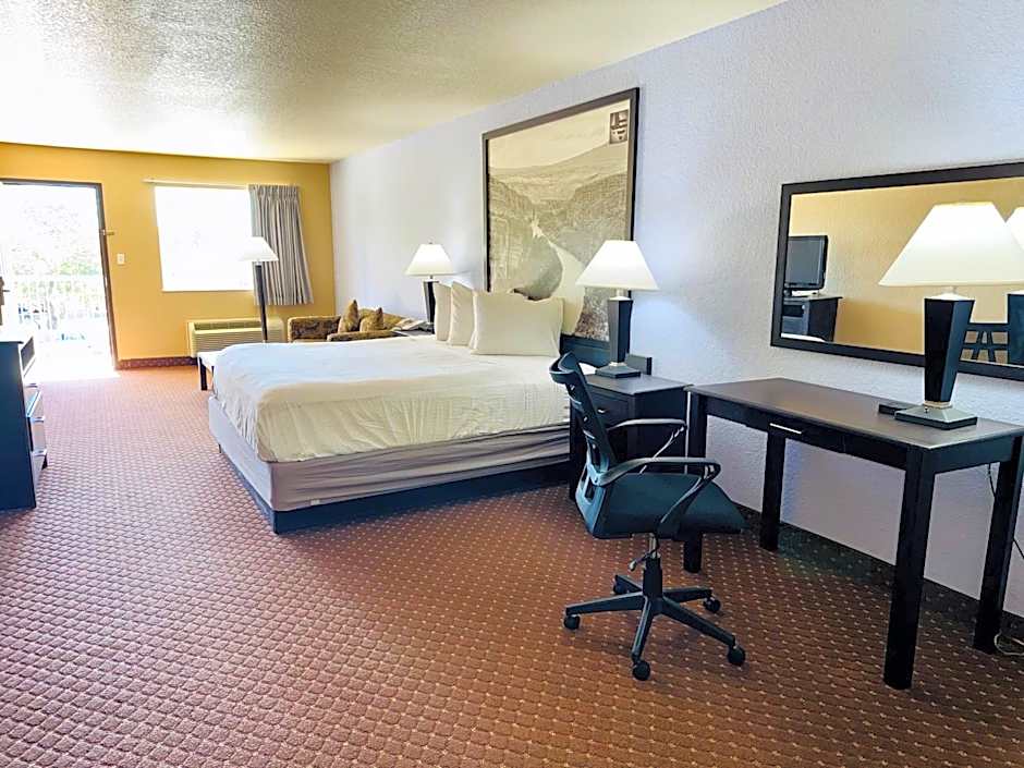 Hill Country Inn & Suites - New Braunfels, Gruene