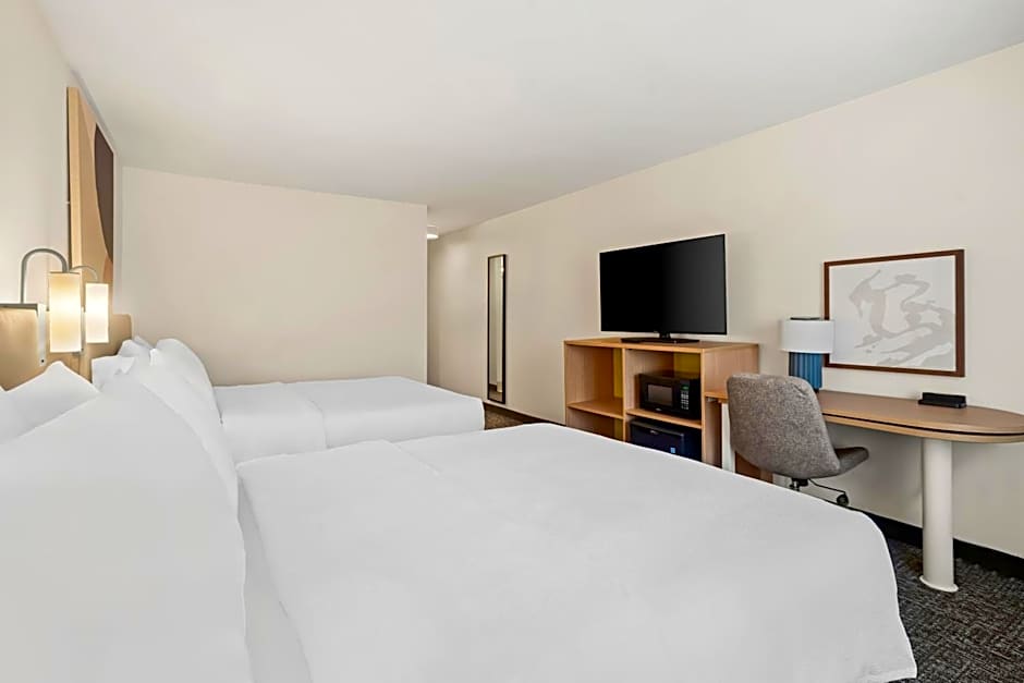 Spark by Hilton Moline Quad Cities