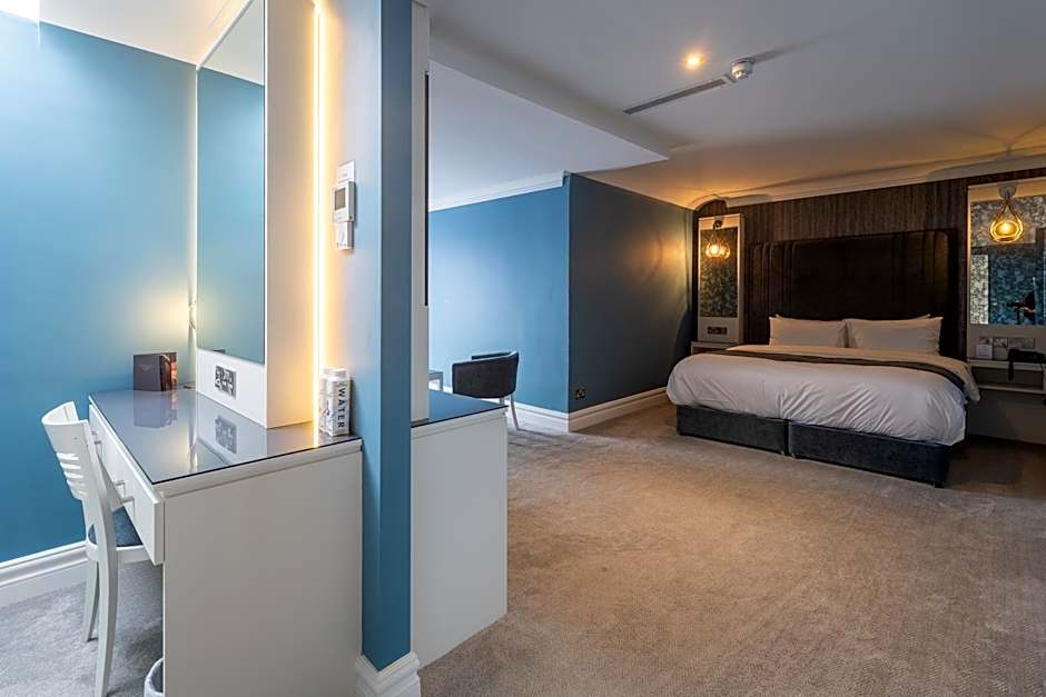 Tara Hotel