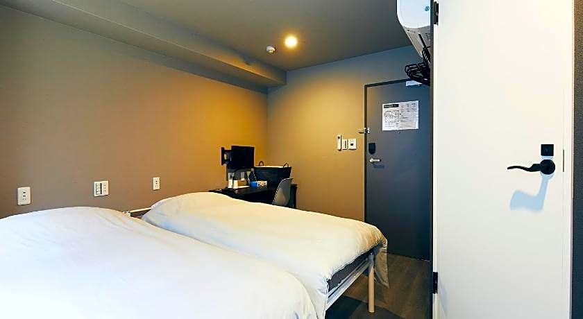 Hotel Pivot ShinImamiya Ekimae