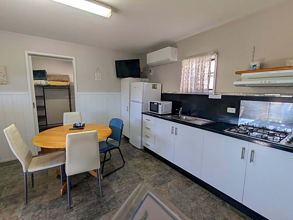 Traralgon Holiday Village