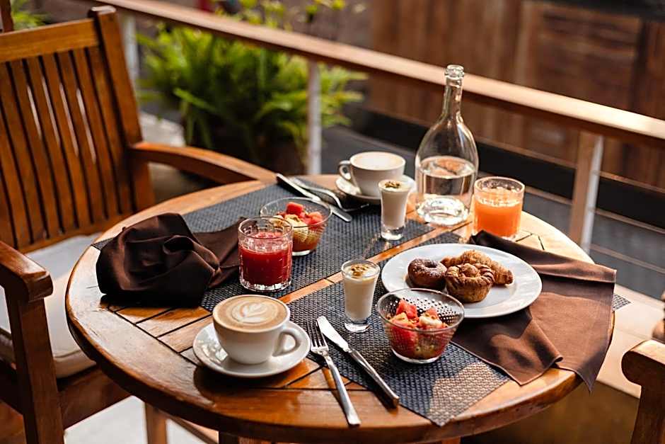 Hemingways Retreat Kigali