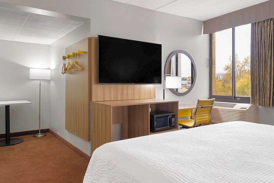 Days Inn by Wyndham Hagerstown I-70