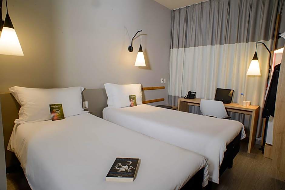 Ibis Itatiba