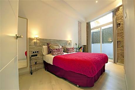 Superior One-Bedroom Apartment with Terrace