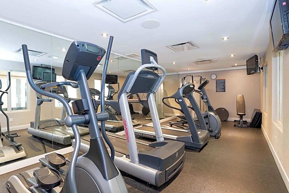 Sandman Hotel & Suites Calgary South