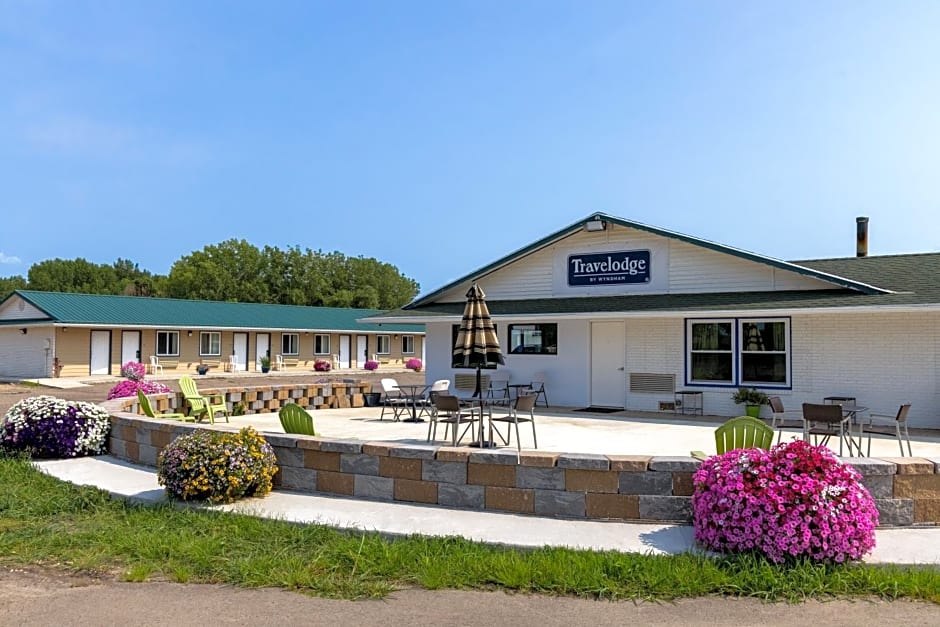 Travelodge by Wyndham Spirit Lake/Okoboji