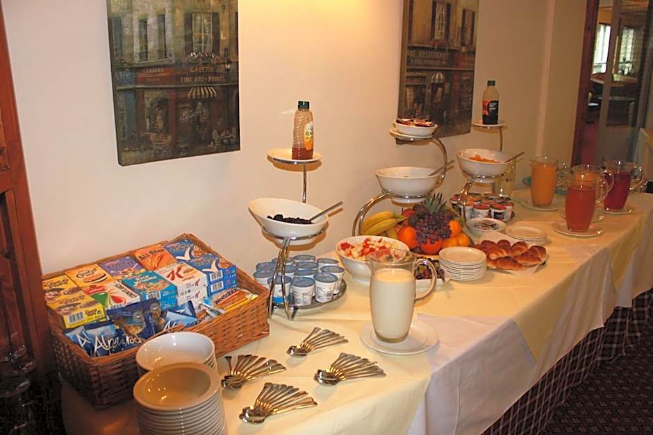 The Brander Lodge Hotel and Bistro