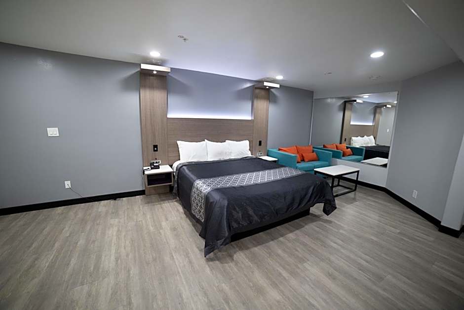 Express Inn & Suites