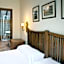Hotel The Island