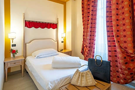 Classic Single Room
