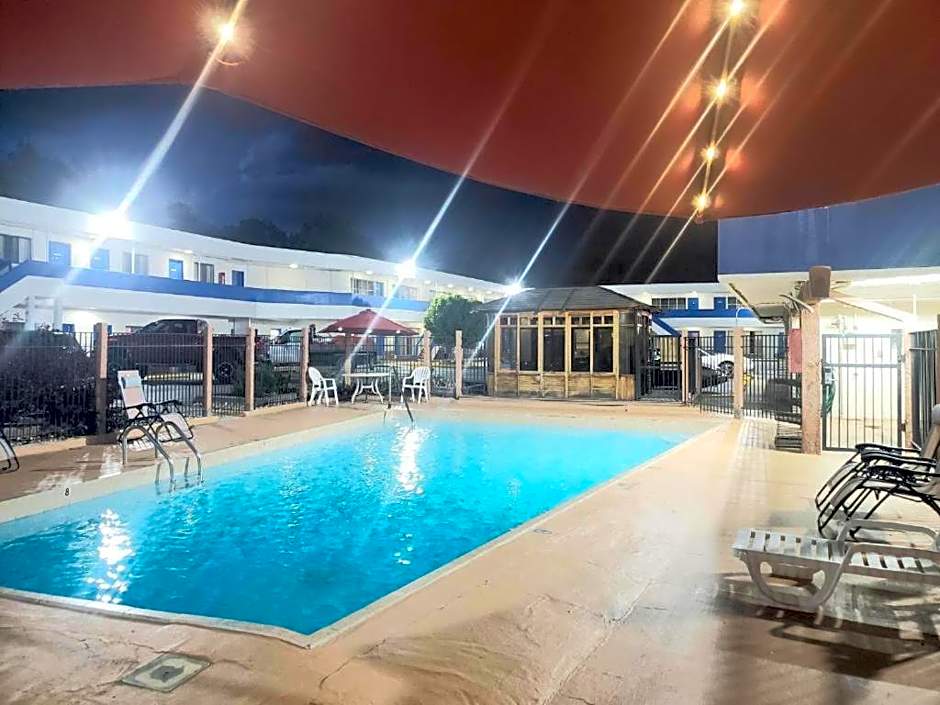 Motel 6-Canon City, CO