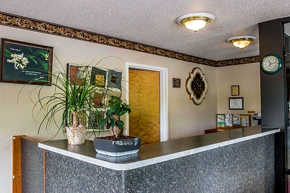 Econolodge - Paw Paw