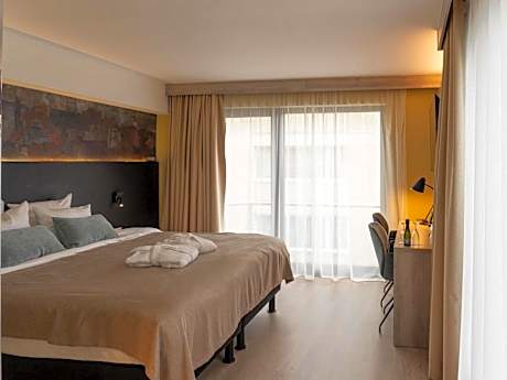 Privilege Room with Balcony