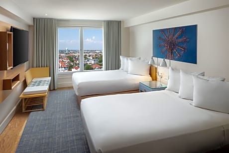 Deluxe Double Room City View
