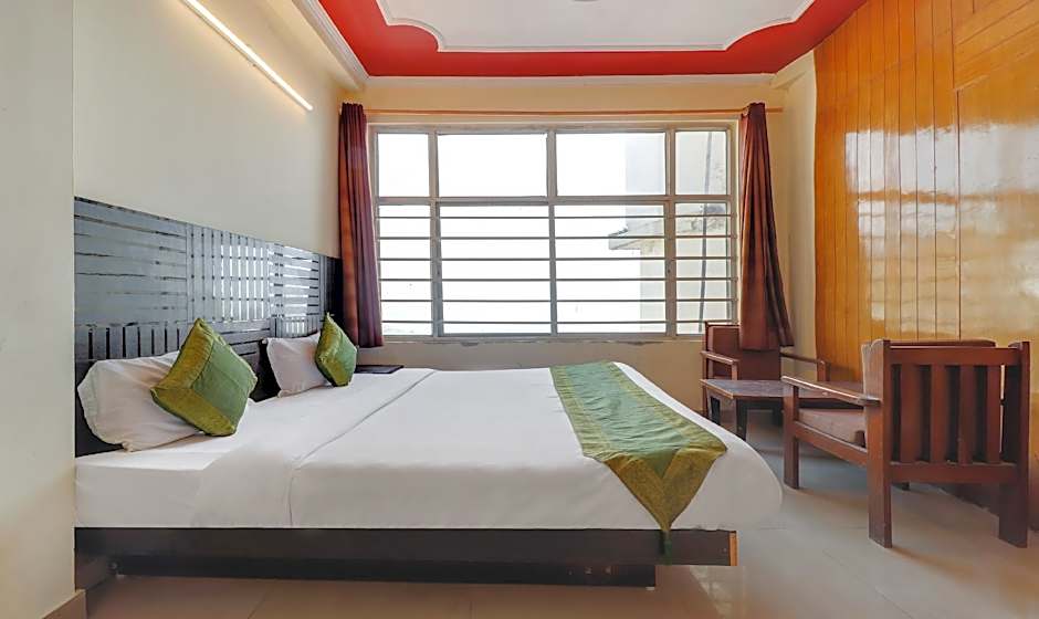 Treebo Mayur, Mall Road