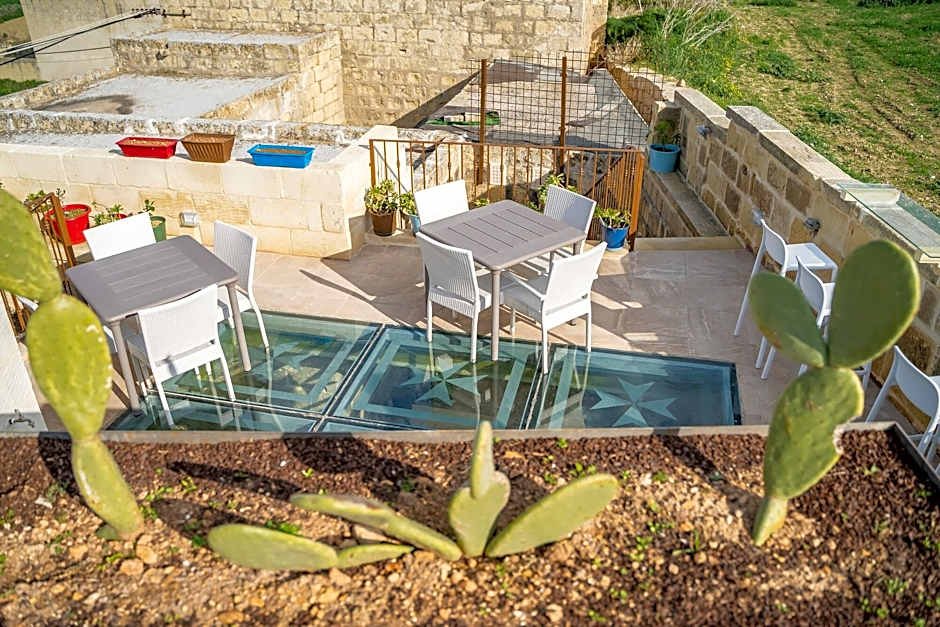 Ta' Pinu B&B