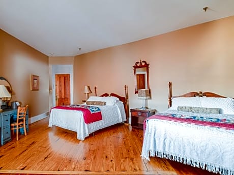 2 Full Bed