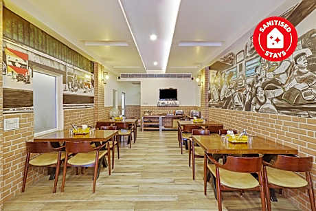 Capital O 2242 Hotel Yuvraj Deluxe