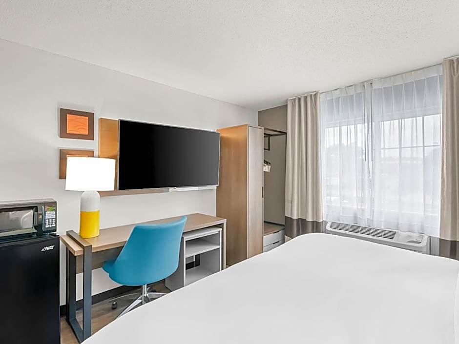 Comfort Inn & Suites Bellevue