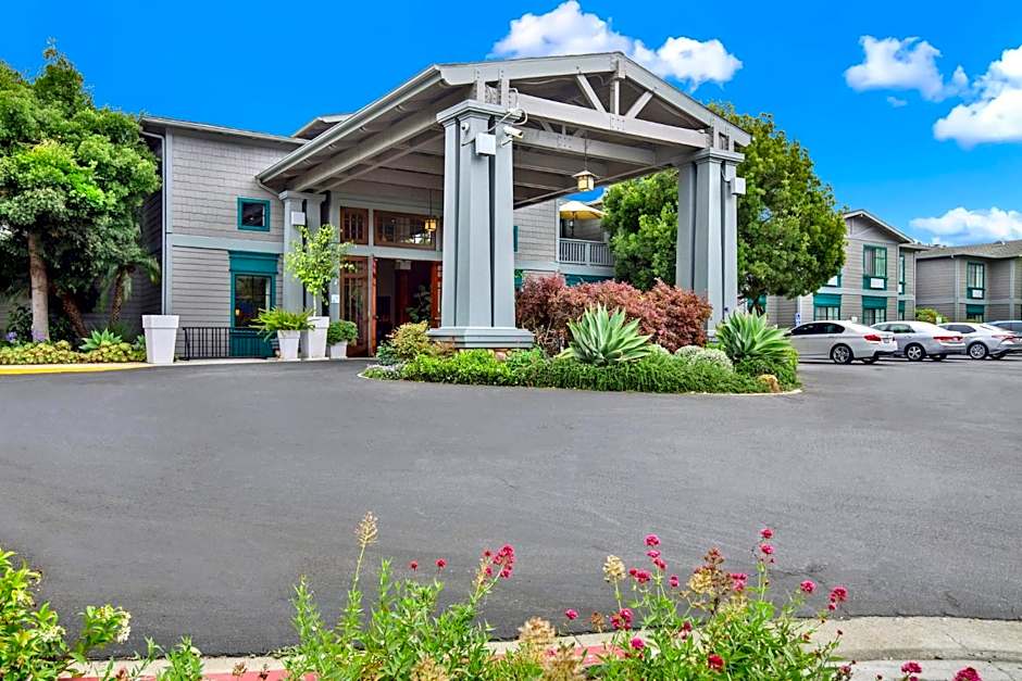 Holiday Inn Express & Suites Carpinteria By IHG