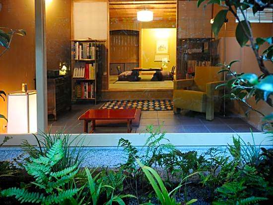 Kanamean Nishitomiya Ryokan